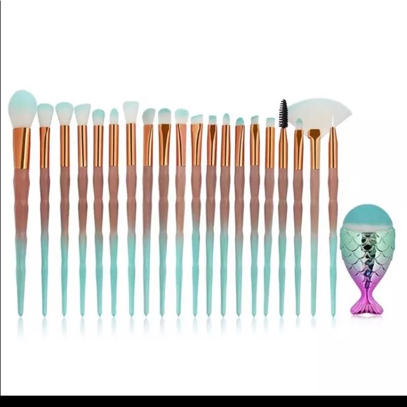 boutique Other - Make up brush set 20 pcs